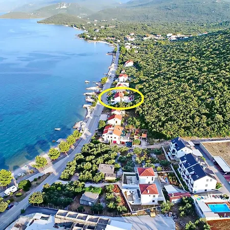 Stipo - Two Bedroom With Balcony And Sea View A3 아파트